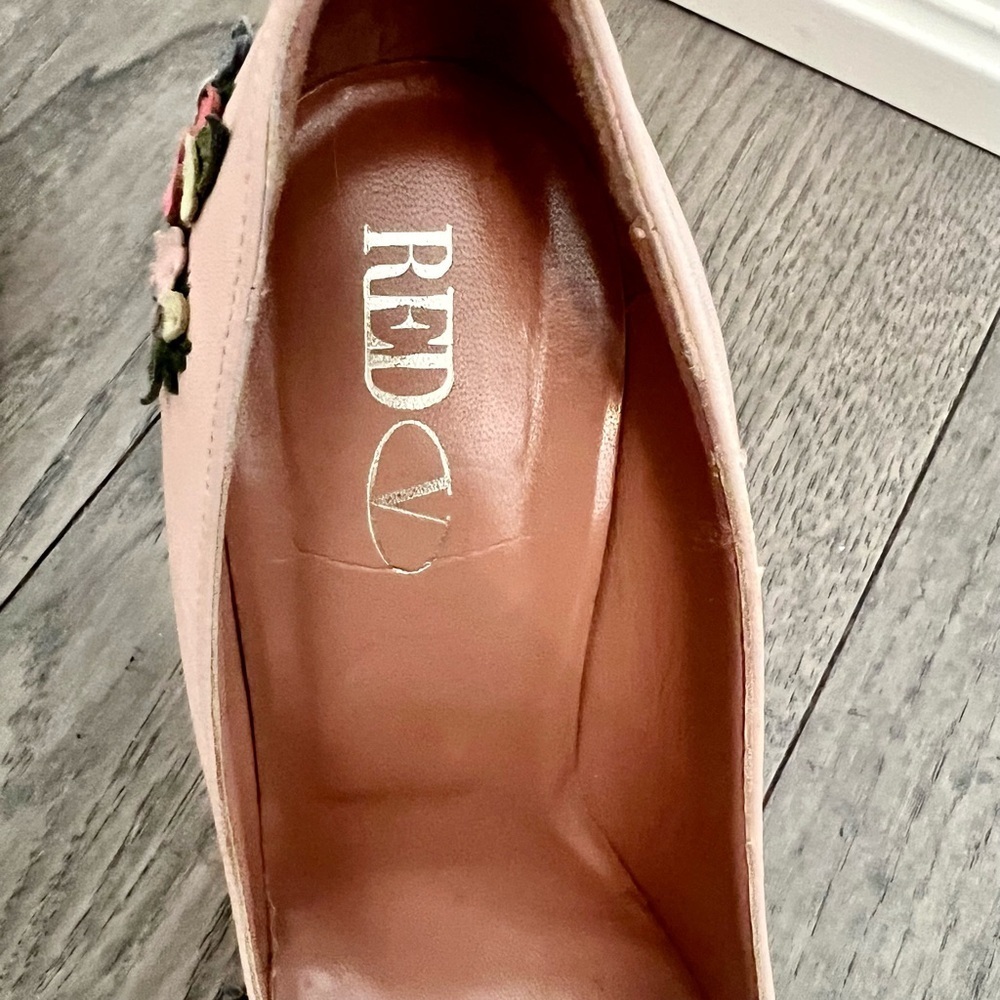 Authentic Valentino RED Blush Heels with Floral Embellishments - Picture 6 of 6